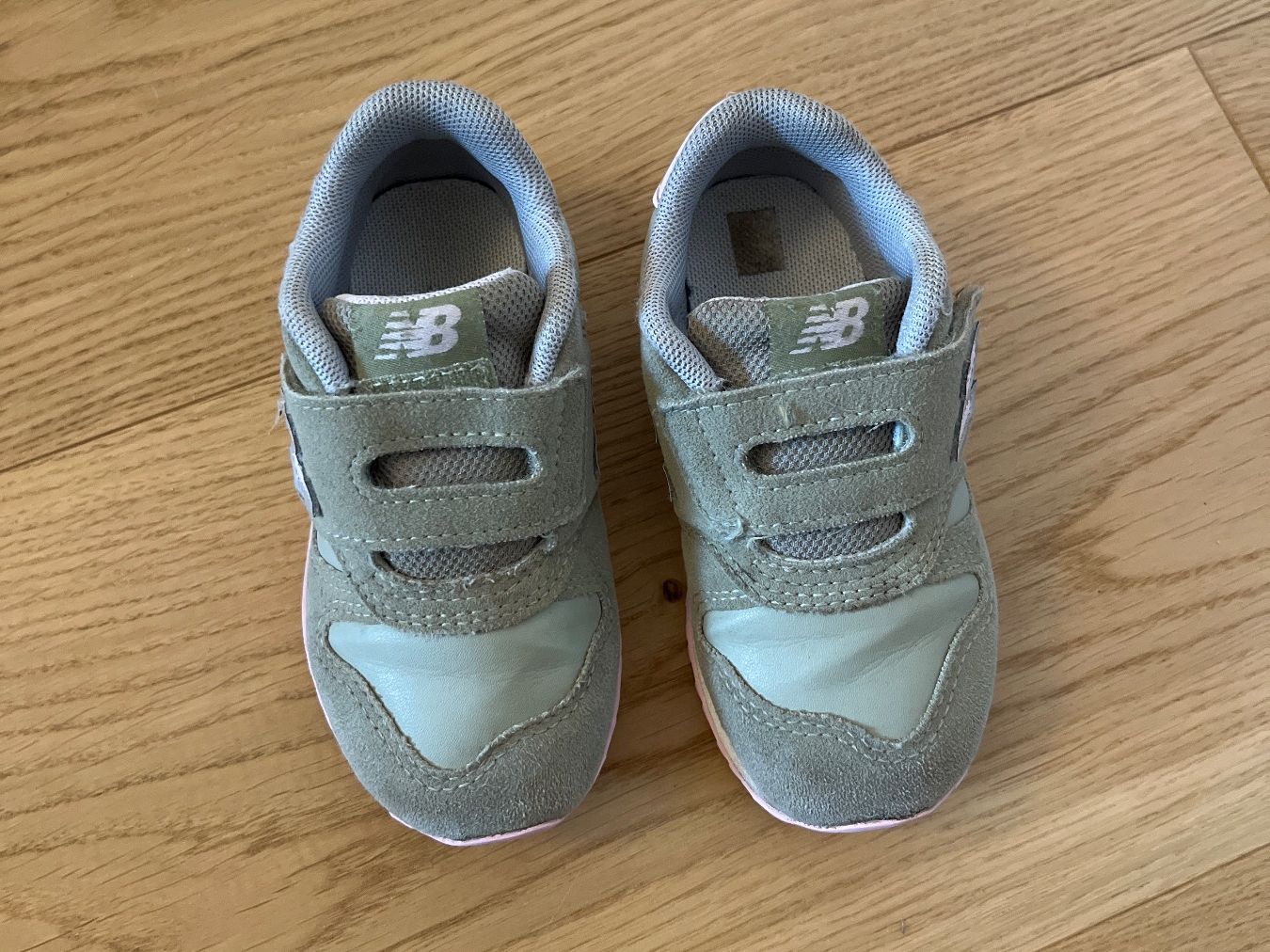 New Balance Scarpe per ragazzi: New Balance Sneaker Gr.23 – Usato da Winterthur venduto da ani_svs9 1