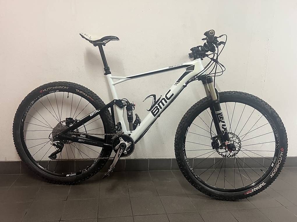 BMC Biciclette: VTT BMC FourStroke02 en Carbone, Taille L – Usato da Versoix venduto da sad_2cl8