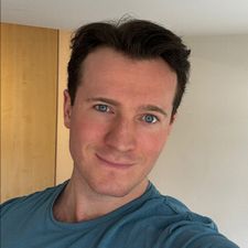 Profile image of max_vnf7