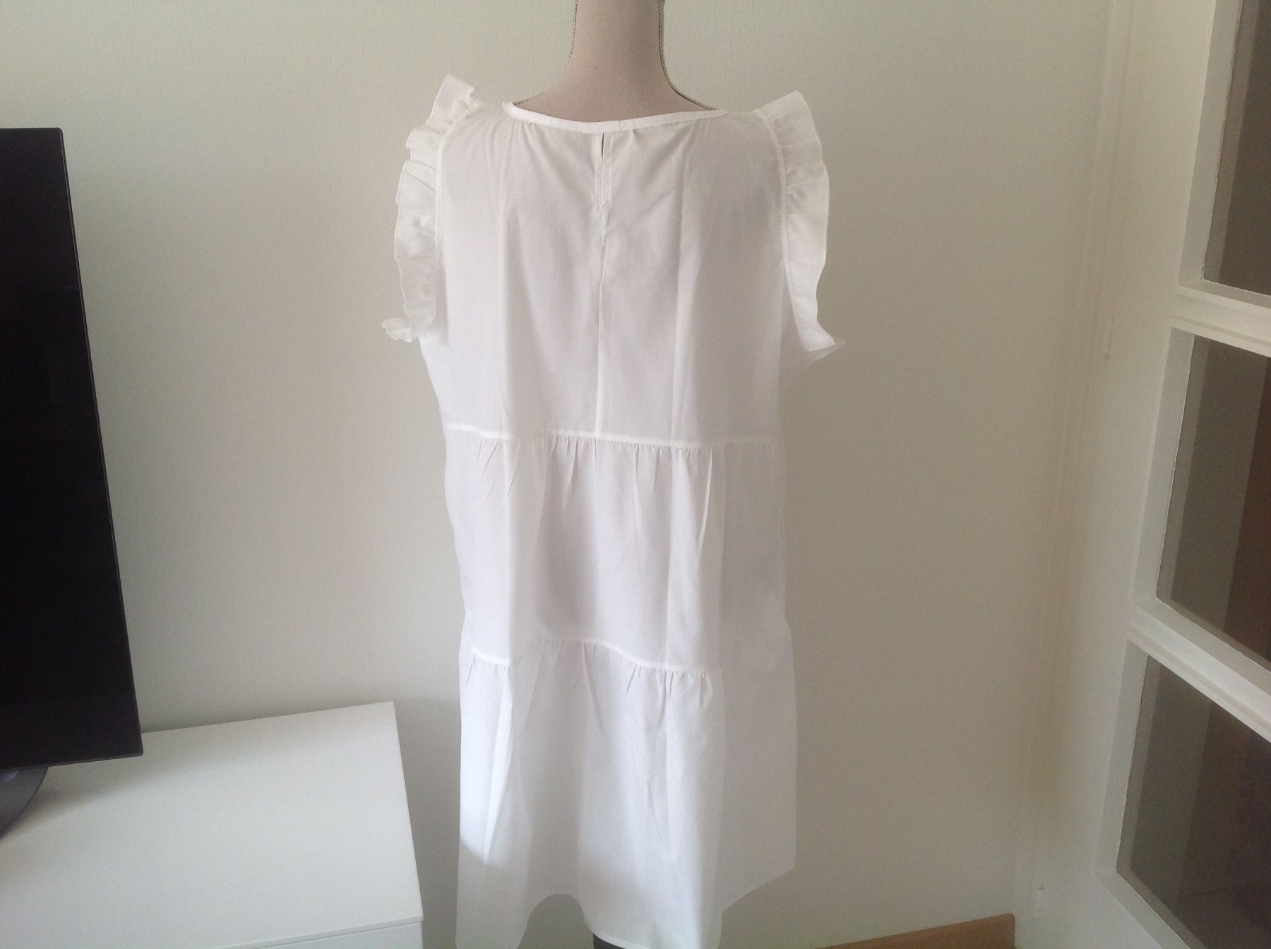 Robes: Robe de plage - M – D'occasion à Sion par accroshoes 2