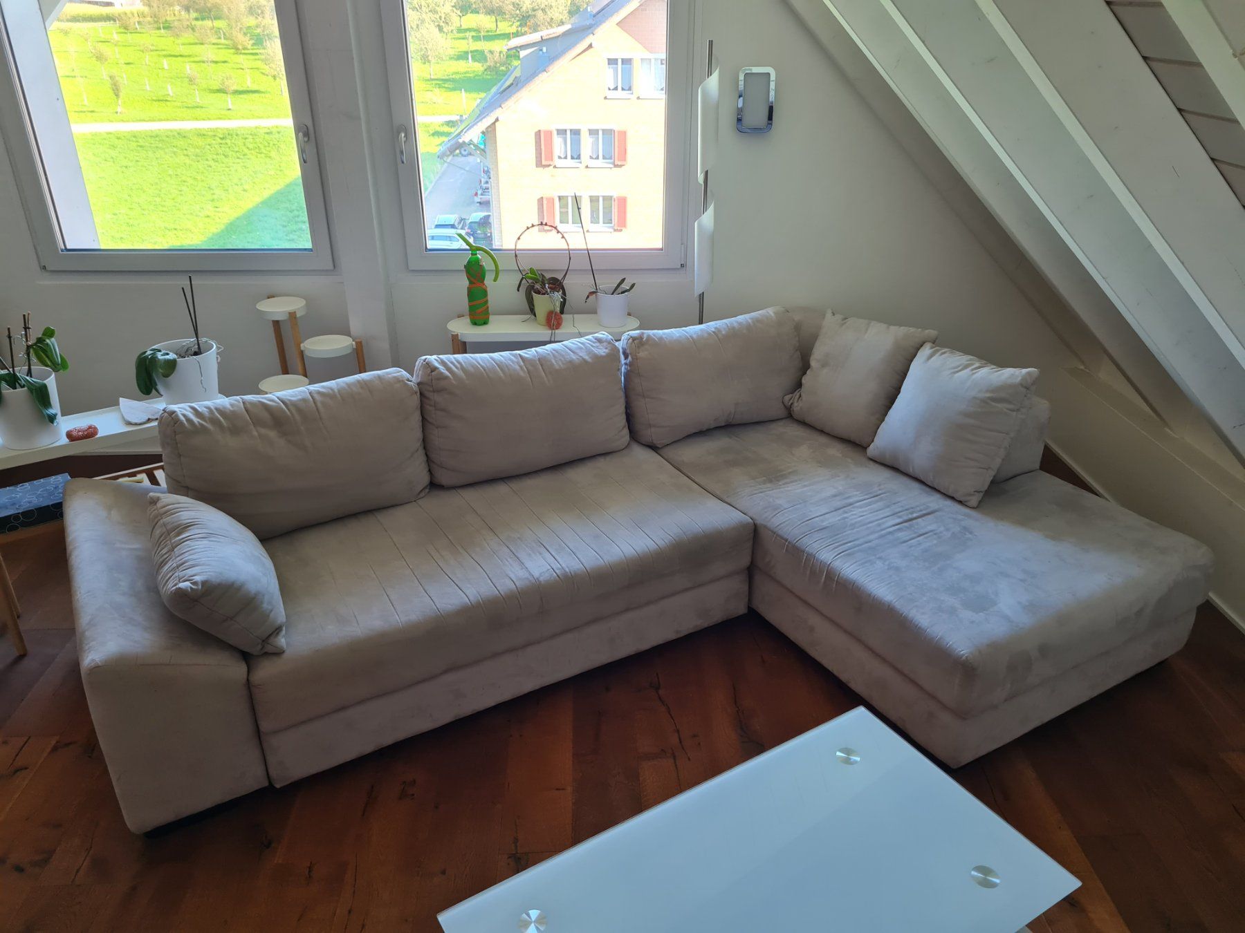 Divani: Ecksofa mit Bettfunktion und Stauraum – Usato da Weiningen TG venduto da Hugo8181