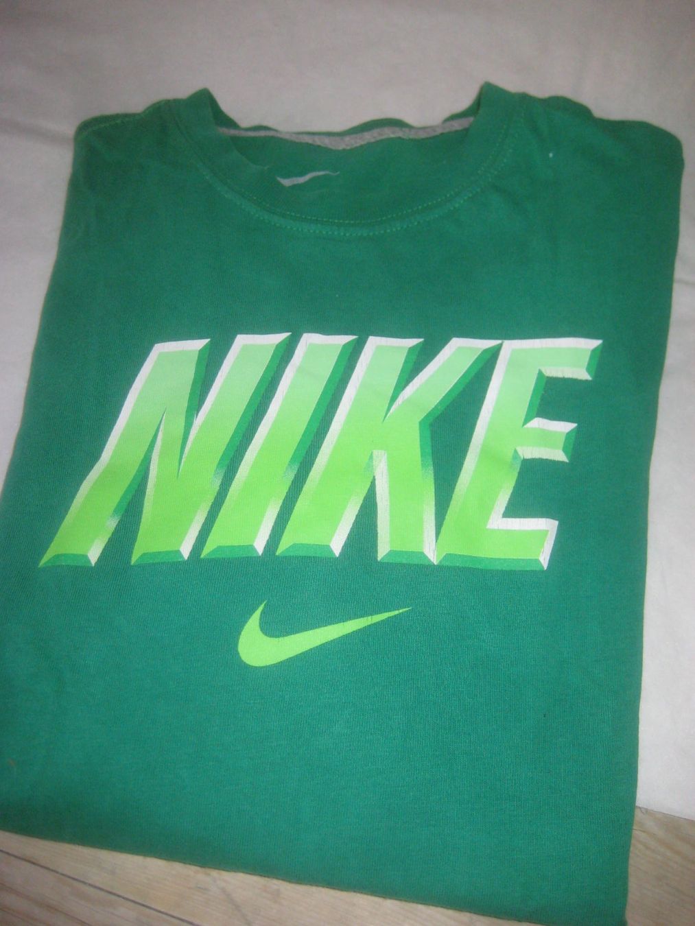 Nike Camicie, T-shirt & Polo: KNABEN   T -SHIRT   NIKE – Usato da Uster venduto da flocke1 3