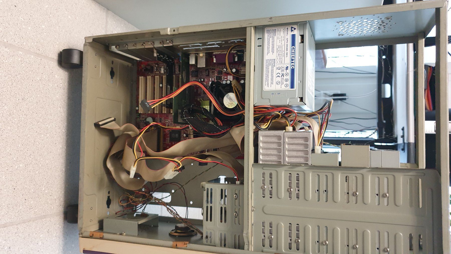 Custodie: BigTower PC – Usato da Stäfa venduto da Supertramp73 5