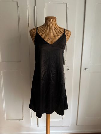 ZAFUL - Satin Kleidchen schwarz 36