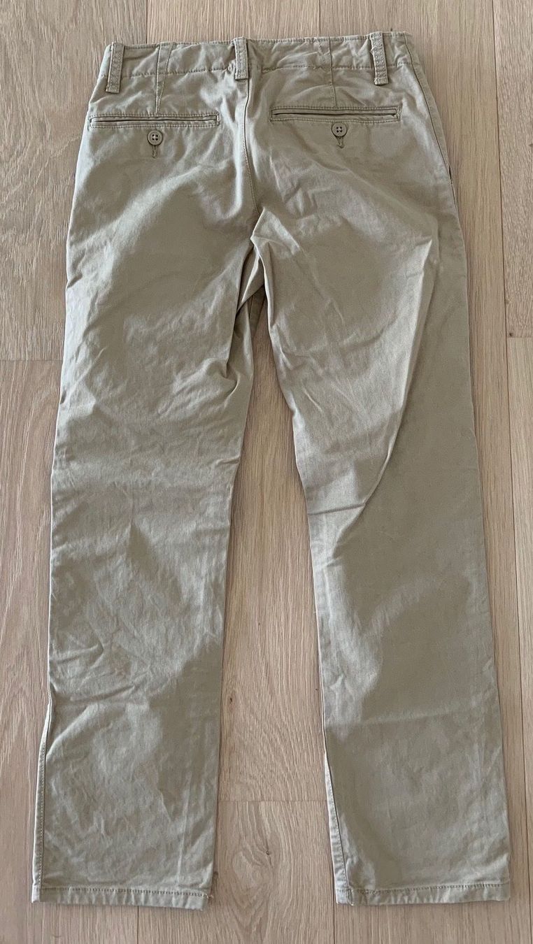 Gap Hosen: Gap Chino Hose beige Gr. 12 J. – Gebraucht aus Zollikon von Svch 1