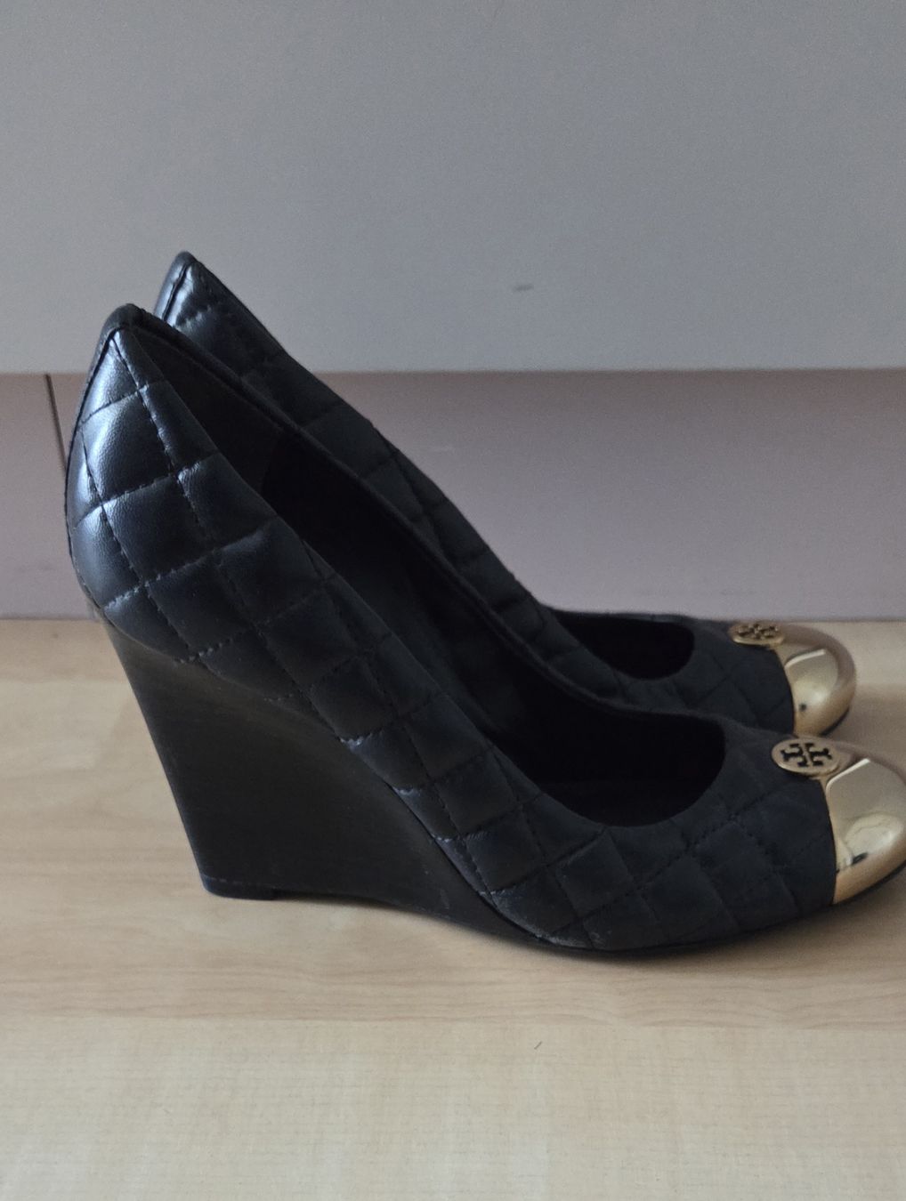 Tory Burch Chaussures femmes: Tory Burch Keilabsatz Grösse 37.5 – D'occasion à Hellbühl par Veci02 3