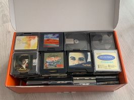 Lot de 125  MiniDisc divers avec boîtier occasion