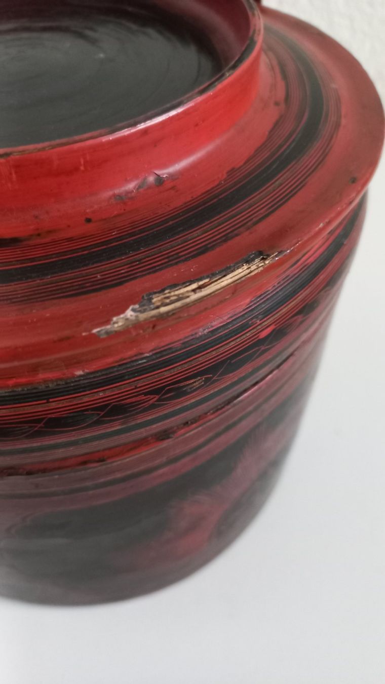 Dosen: Alte lackierte Dose mit Griff, Burma – Gebraucht aus Bévilard von Orscha 9