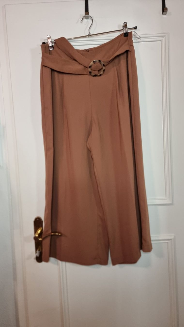 Pantaloni: Elegante Stoffhose mit Gürtel Gr. 44 – Usato da Wald ZH venduto da CapLux 1