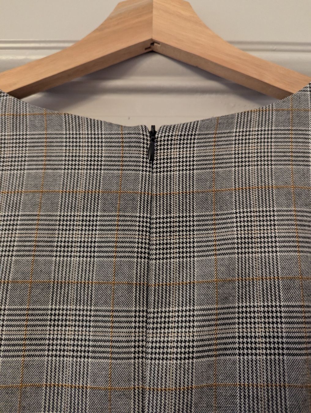 Maison 123 Vestiti: robe maison 123 – Nuovo (secondo la descrizione) da Montreux venduto da dem_gyt9 4