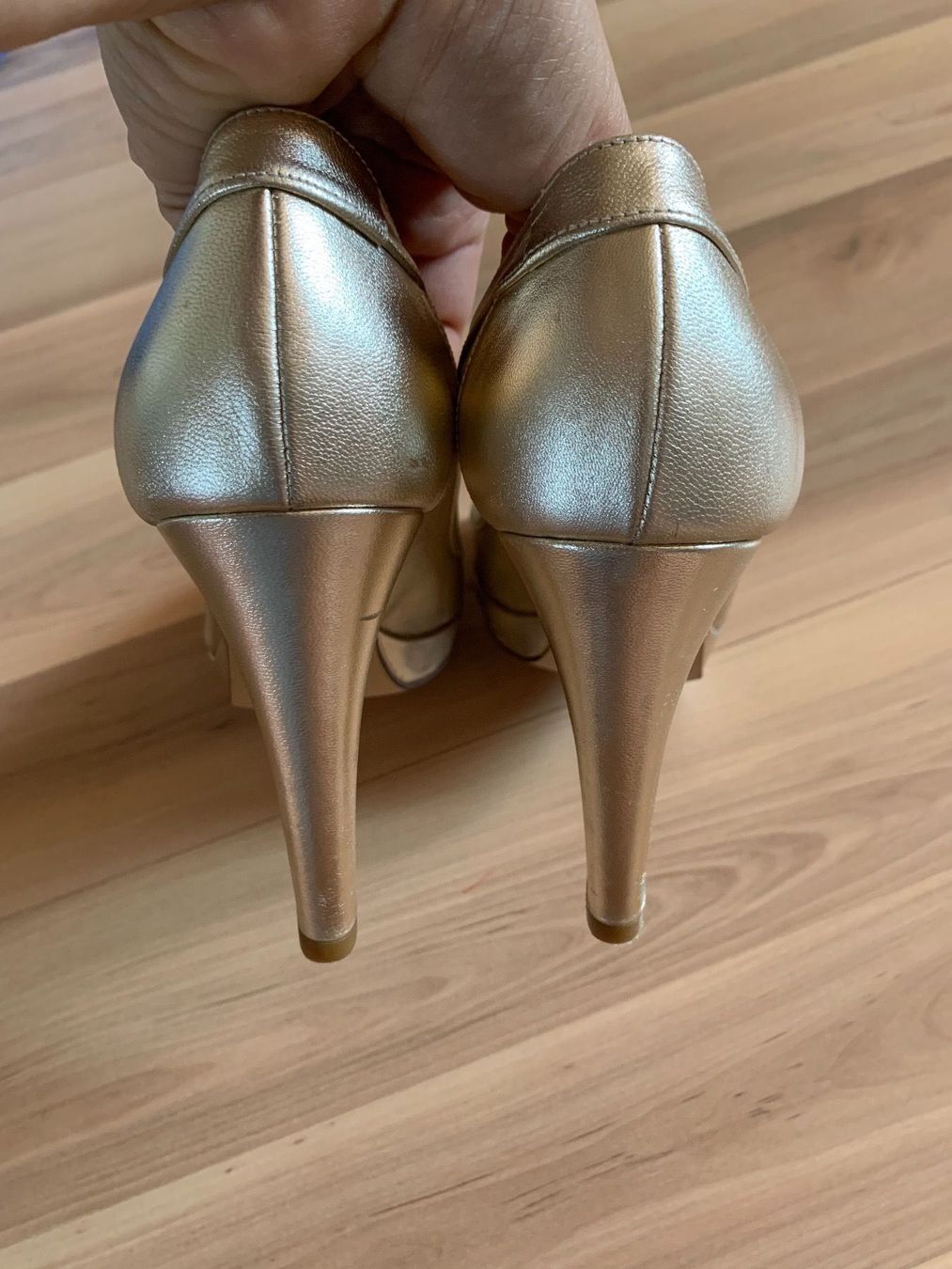 Scarpe da donna: Goldene Pumps – Usato da Hochdorf venduto da Forestgreen 6