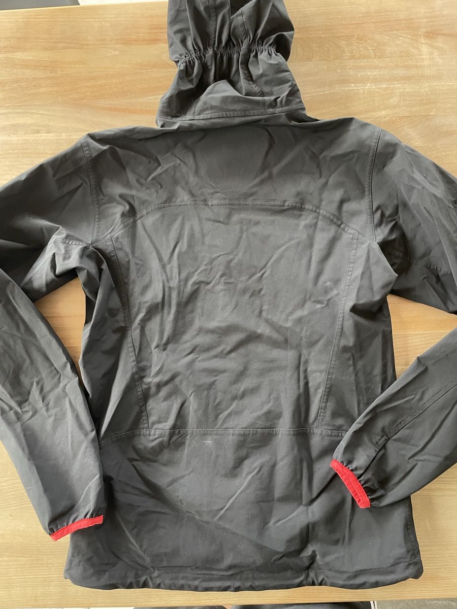 Salewa Vestes: SALEWA alpineXtrem SONDEREDITION Hardshell Jacke  - Grösse M – D'occasion à Oberhofen am Thunersee par BikeForMySister 6
