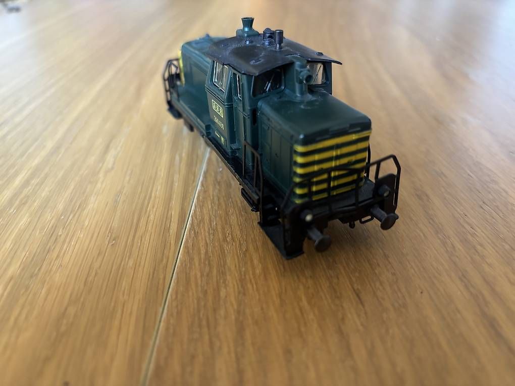 Fleischmann Modellini di ferrovie: Locomotive de la marque Fleischmann – Usato da Orbe venduto da car_8grw 2