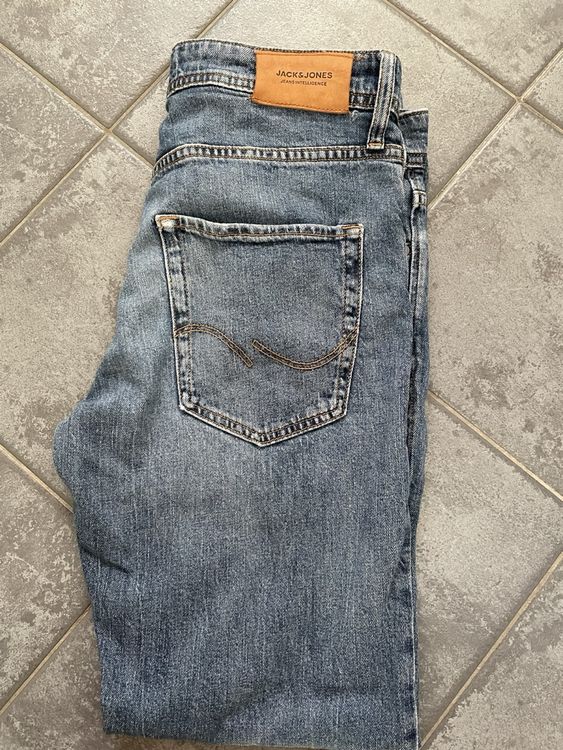 Jeans  1
