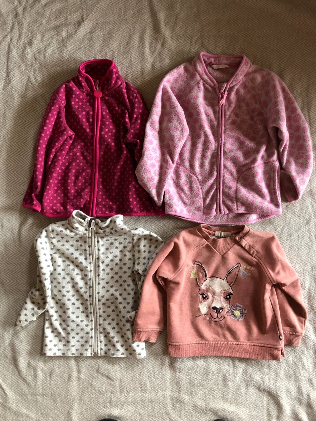 Kleiderpakete & -sets: Kinder Sommer/Winter- Herbstkleider Gr.86-104 – Gebraucht aus Aarberg von umearocks 1