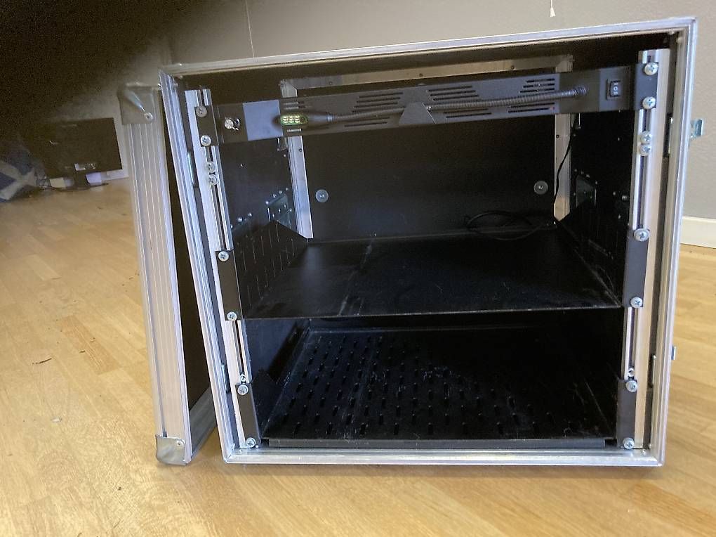 Sonstiges Zubehör: Swiss Case Rack Case 19" – Gebraucht aus Zürich von partnersingmbh 2