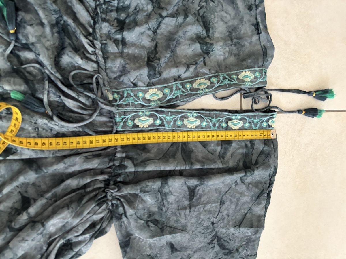Vestiti: Kleid Gr.42 – Usato da Eglisau venduto da 3flower-power3 7