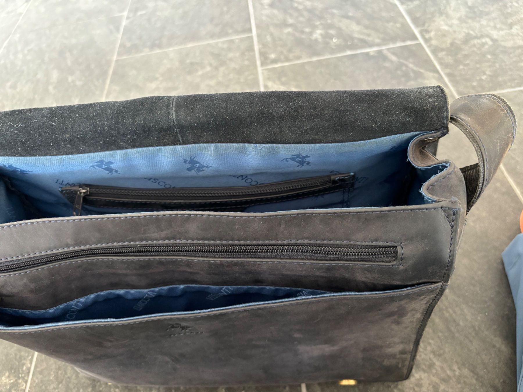 Taschen: Original Visconti Tasche dunkelblaues Leder – Gebraucht aus Stadel von Chanel_5 1