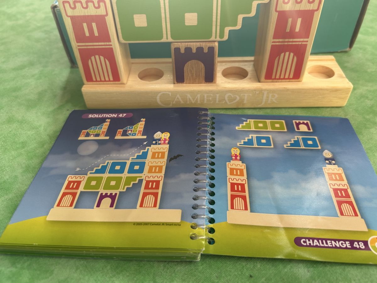 Spiele: Smart-Games Knobelspiel Camelot Jr. – Gebraucht aus Küsnacht ZH von Ginger81 3