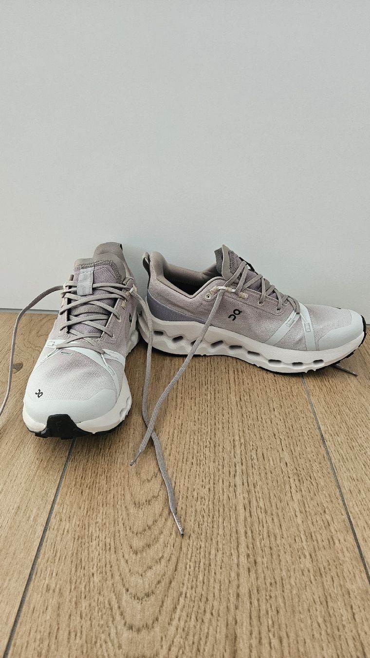 On Damenschuhe: Cloudsurfer Trail Waterproof  Damen  Desert | Wolf EU 40.5 – Neu (gemäss Beschreibung) aus Richterswil von phi_6rqc 1