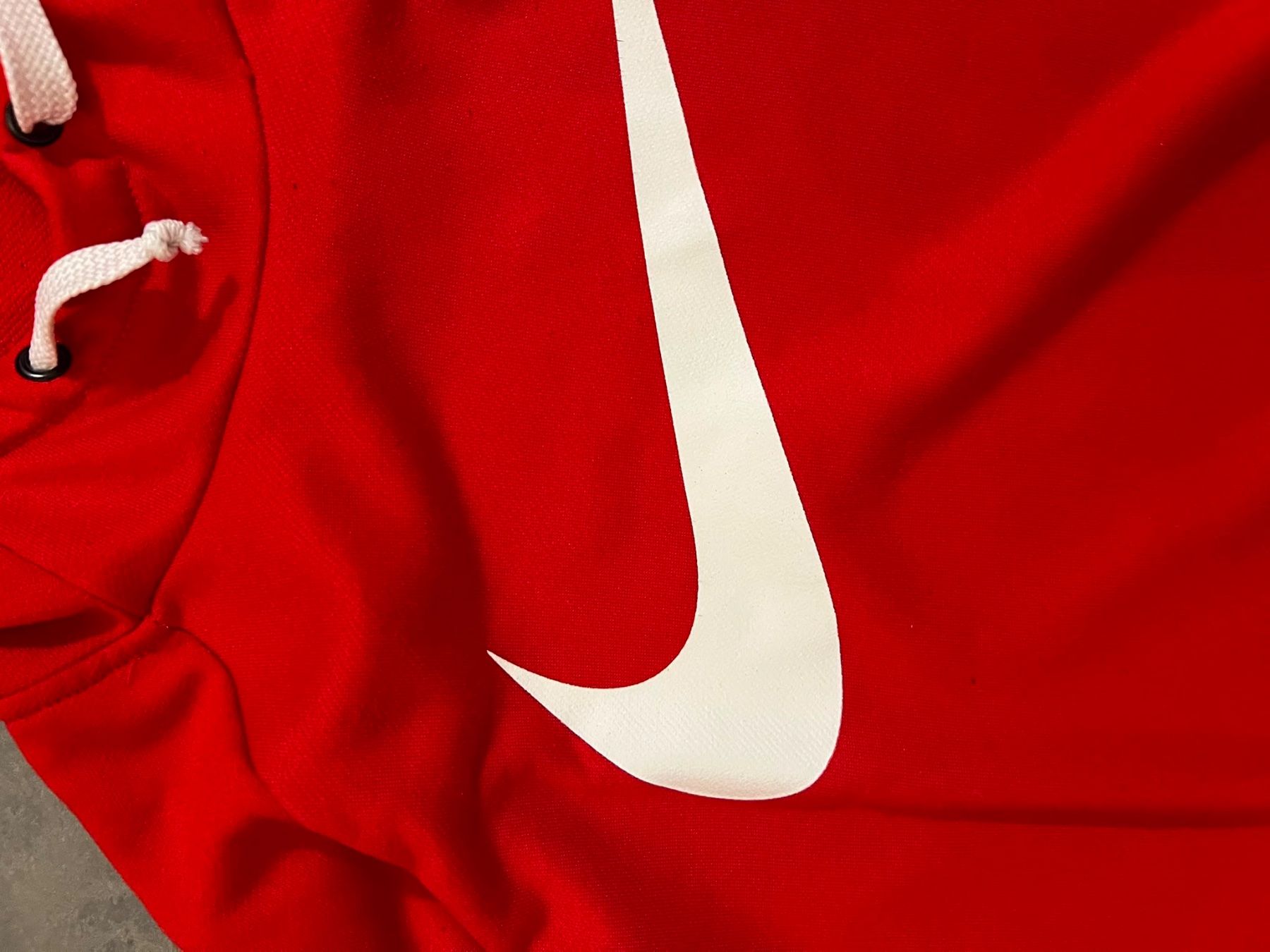 Nike Pulls & Sweat-shirts: Nike Pullover – D'occasion à Zürich par Ivona3 1