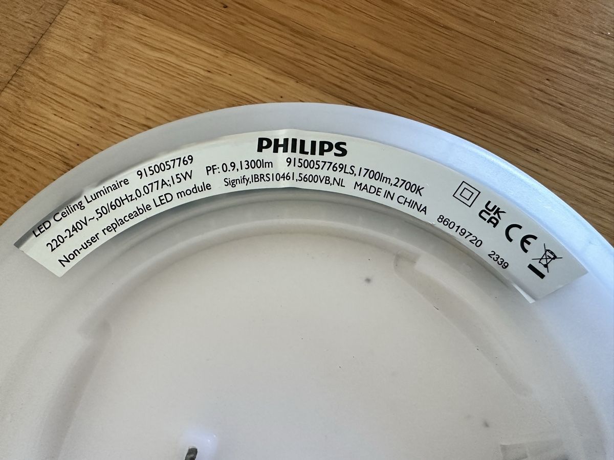 Philips Lustres & lampes de plafonds: Philips LED Deckenleuchte 15W 1300lm – D'occasion à Thalwil par Thommy_nau