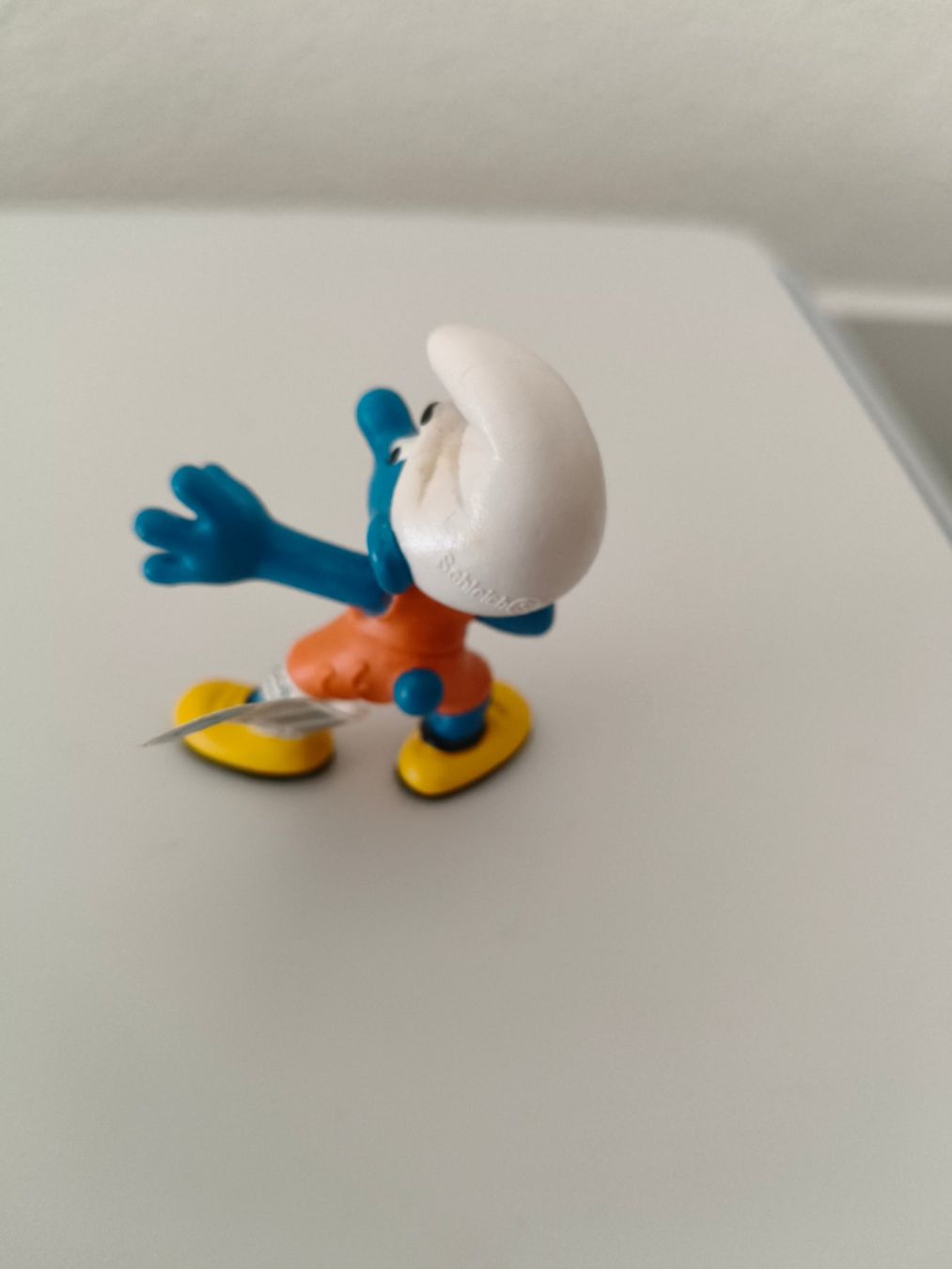 Schleich Statuette: Schlumpf Kugelstosser – Nuovo e nell'imballaggio originale da Rothrist venduto da Stranglehold 1