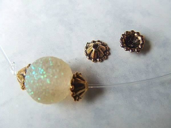 Perle (finte): 10 Perlkappen vergoldet   7mm – Nuovo (secondo la descrizione) da Alpnachstad venduto da perlengaby