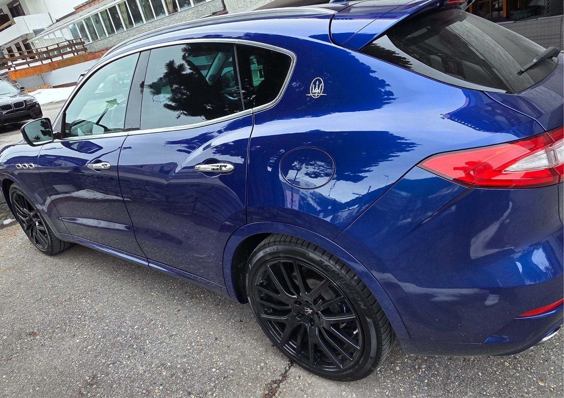Maserati Automobili: Maserati Levante S Nerissimo – Usato da Davos Wiesen venduto da flo_88hx 2