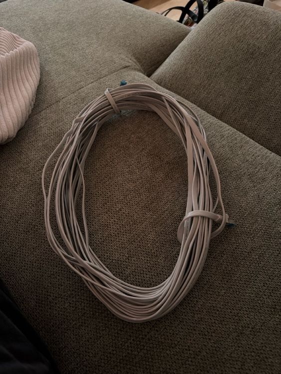 Sehr langes LAN-Kabel (20 oder 30m) (Gebraucht) in Kriens für CHF 1 ...