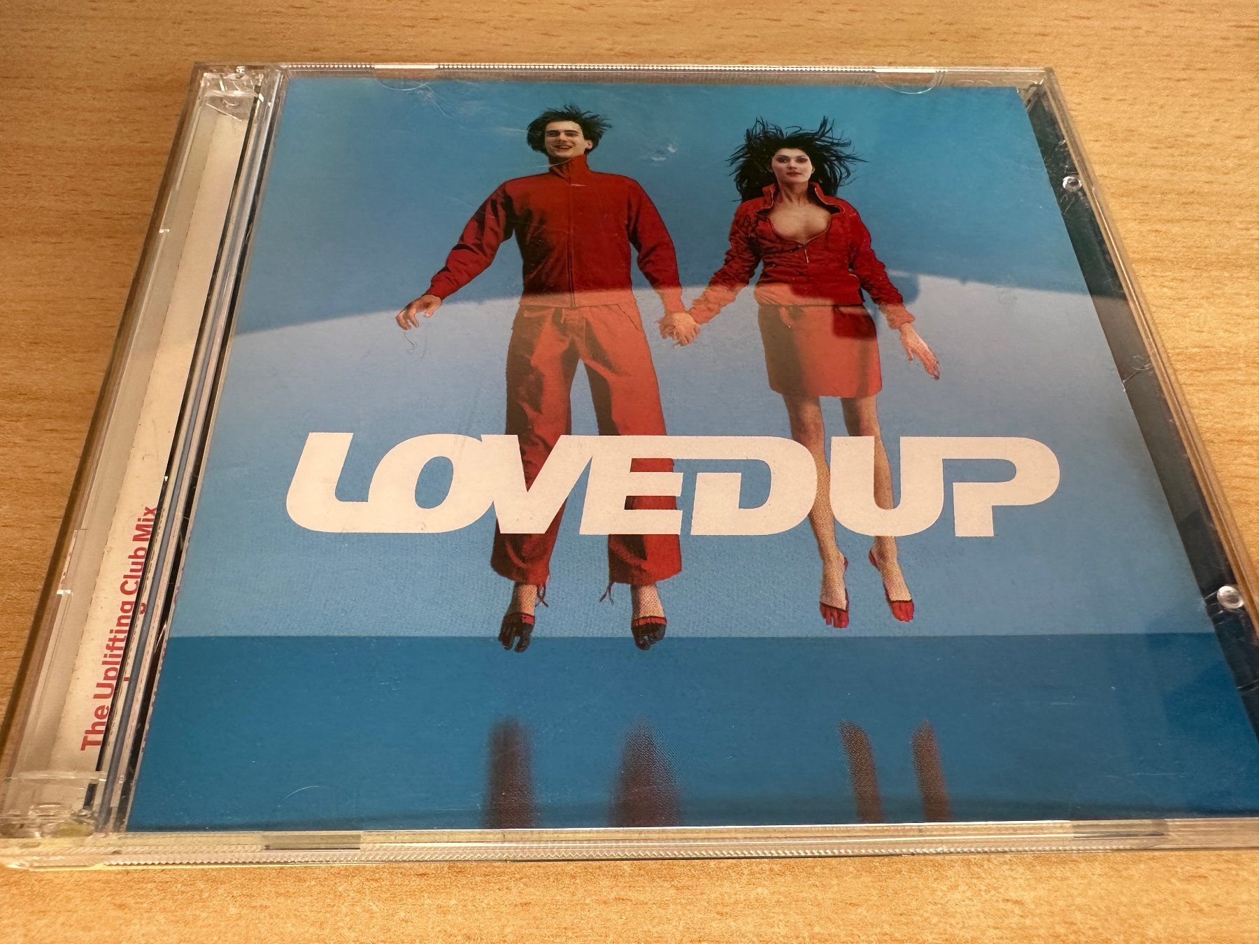 CD: Various – Loved Up - 2 CD – Usato da Rikon im Tösstal venduto da Alpenmutz