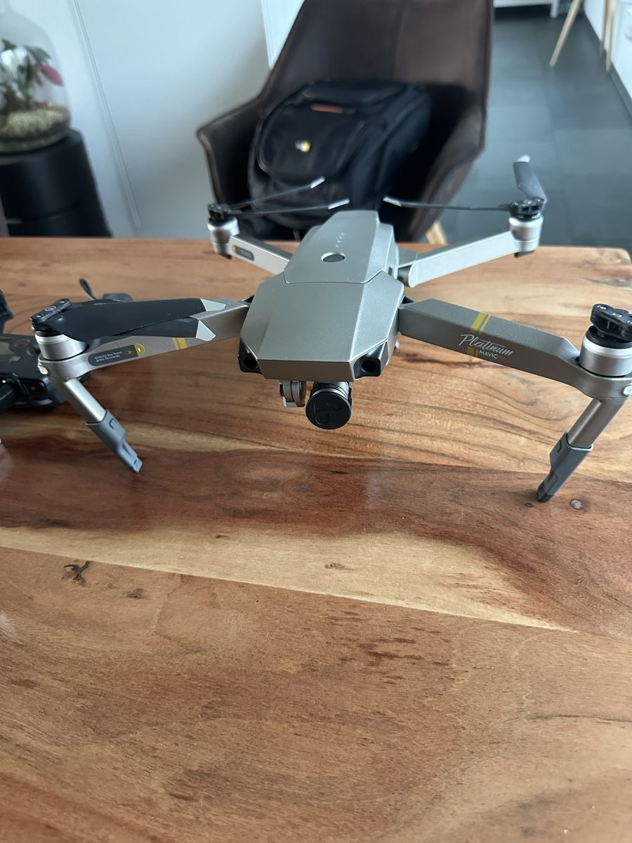 DJI Modellismo RC: DJI Mavic Pro Platinum Drone with backpack included – Usato da Altendorf venduto da ghinescu.andrei 1