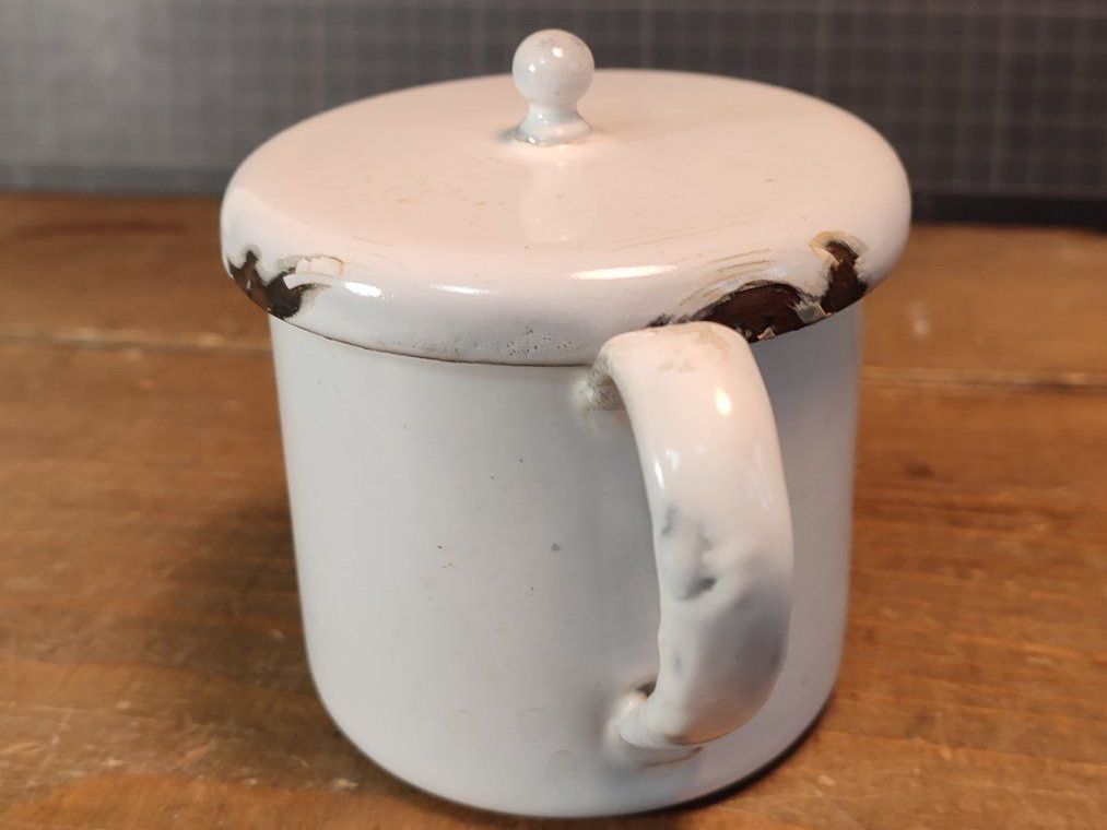 Tazze: Wunderschöne antike Tasse mit Deckel EMAILIERT – Usato da Gelterkinden venduto da MYSTOREFORYOU4460 1