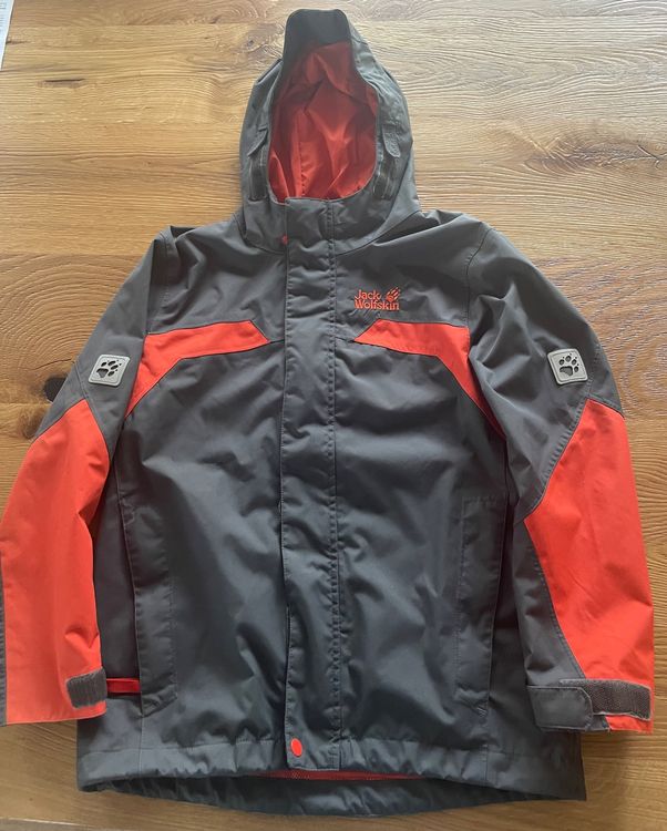 Regenjacke von Jack Wolfskin (Gebraucht) in Grabs für CHF 20 – mit
