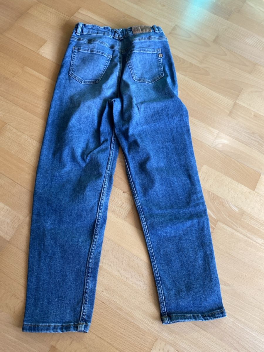 Pantalons: Jeans Gr. 146 – D'occasion à Illnau par Dodo115 2