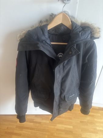 Doudoune Canada Goose noire taille L bon état