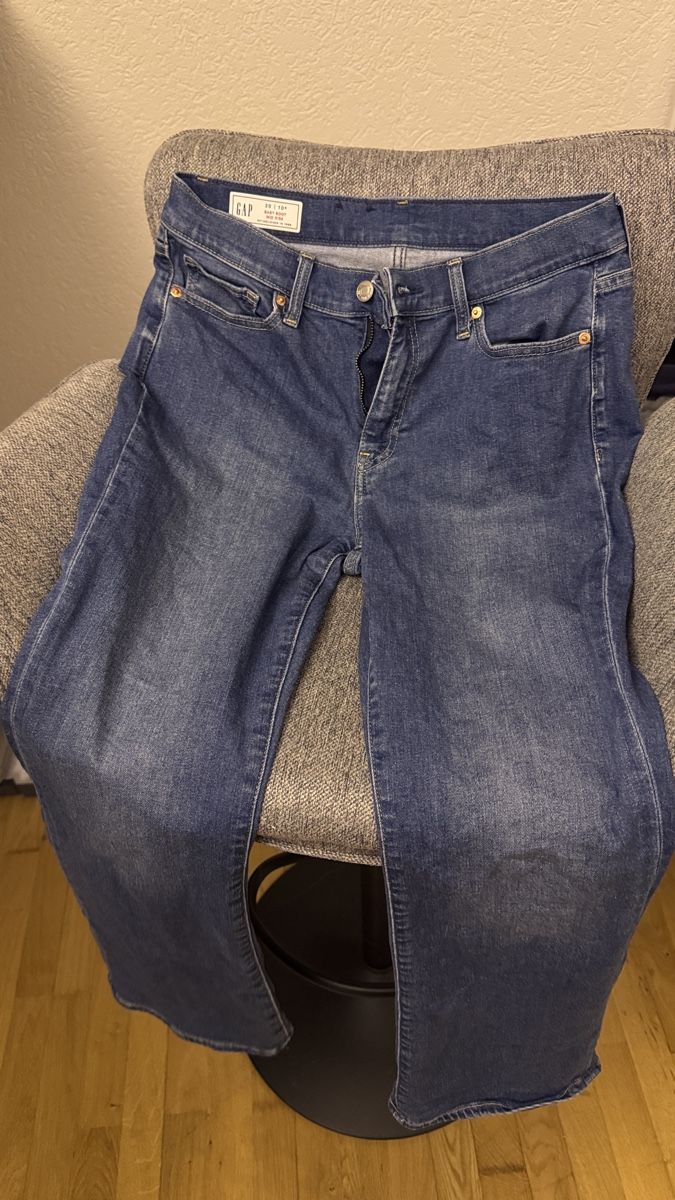 Gap Jeans: Gap Jeans size30 – Gebraucht aus Grosshöchstetten von 532_9cyd 1