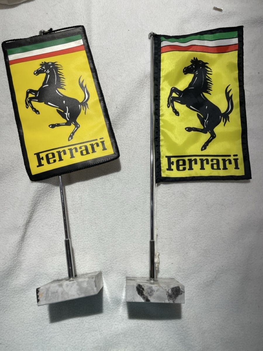 Fahnen: Ferrari Fahnen 2 Stück – Gebraucht aus Zuerich von HaYvFoRu
