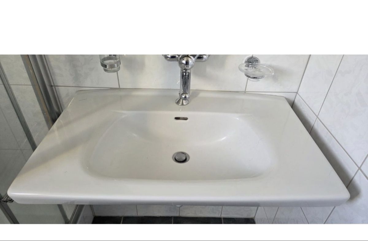 Lavabi & lavandini: Keramik Waschbecken weiss  – Usato da Bettlach venduto da ale_l9sg