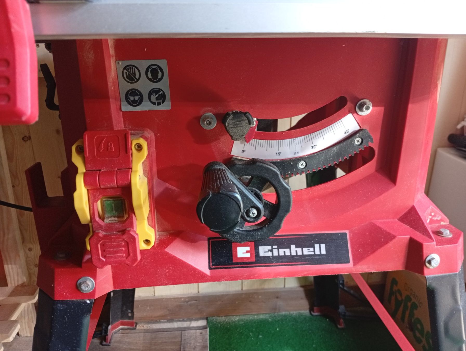 Einhell Scies: Table de sciage Einhell – D'occasion à Perrefitte par 36B 1