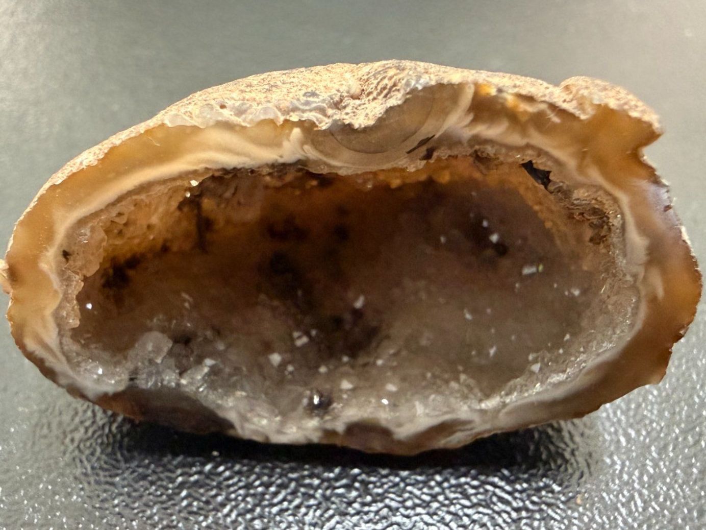 Mineralien & Heilsteine: Achatgeode, Südafrika ((2) – Gebraucht aus Muri b. Bern von Gemmes