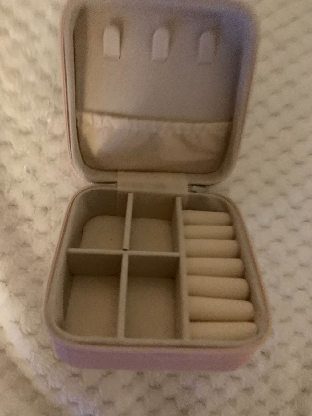 Schmuckkästen: Schmuckbox Klein mit Glitzersteinchen – Neu und originalverpackt aus Niederwangen BE von gerberso 1
