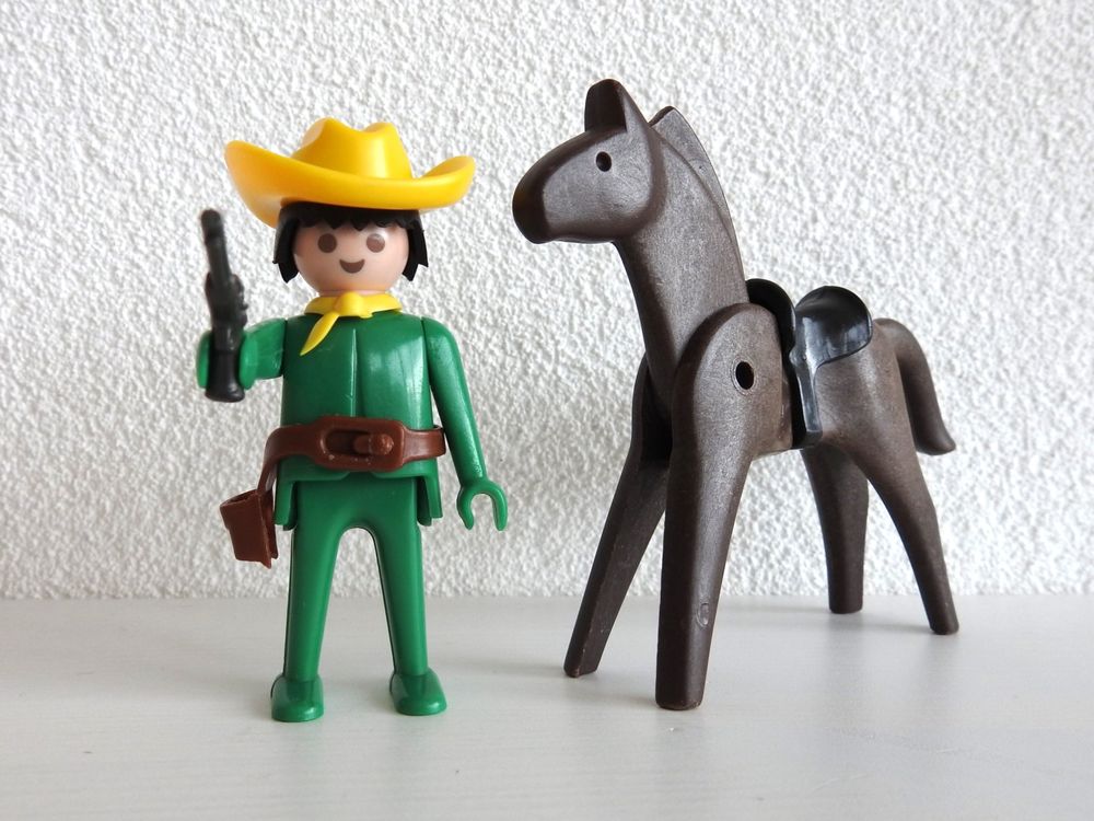 PLAYMOBIL 5373 Cowboy Mit Fohlen – Spielzeug-Set Für Kleine Abenteurer