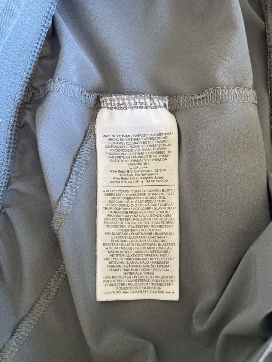 Nike Pantaloni: Shorts Nike Dri-Fit gris taille M – Usato da Chêne-Bougeries venduto da GiovannaDiLoreto 4