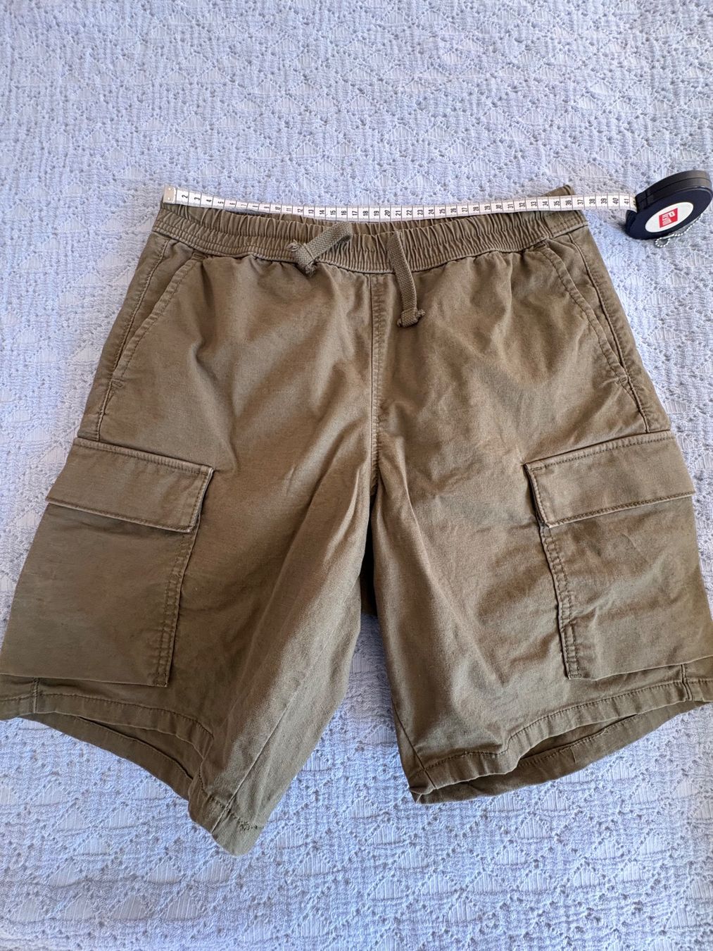Hosen: Shorts Boss & Levis – Gebraucht aus Regensberg von imer 4