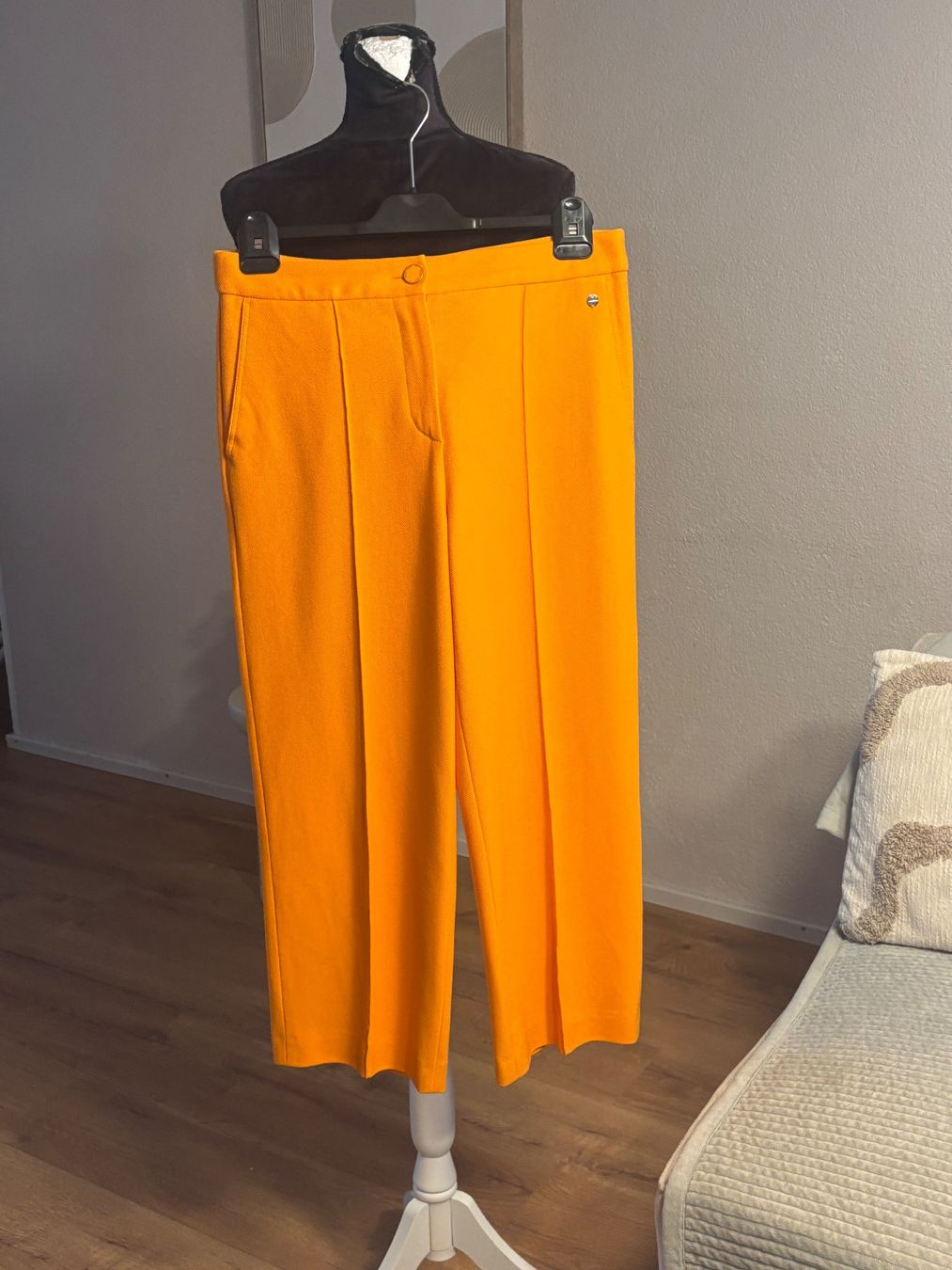 Marc Cain Pantaloni: Marc Cain Culotte Baumwollpopelin – Usato da St. Margrethen SG venduto da dijanaO 5