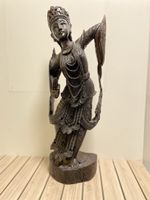 Holzfigur Tänzerin handgeschnitzt neuwertiger Zustand