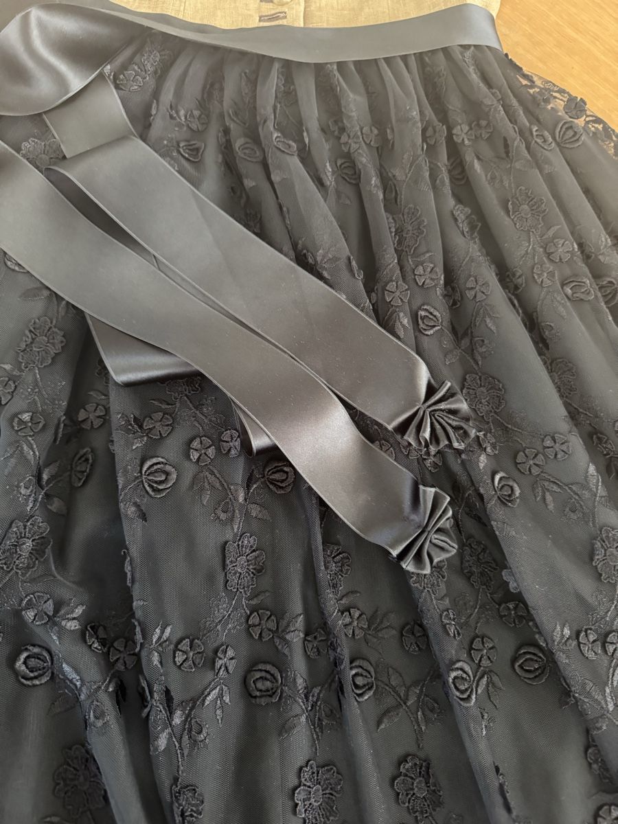 Kleider: Dirndl – Gebraucht aus Saas im Prättigau von Holliwood 2