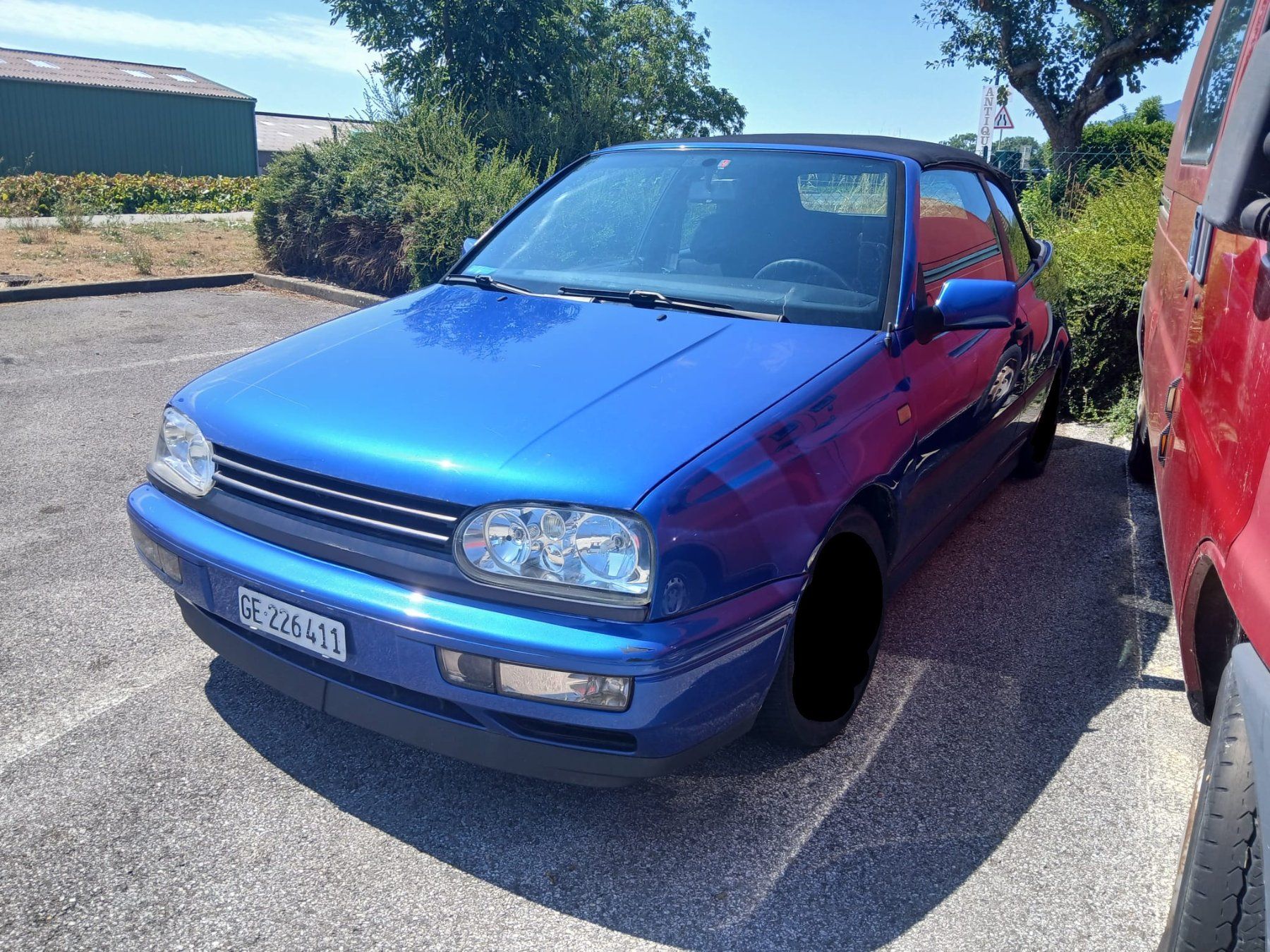 VW Automobili: VW Golf 3 2000 Pink Floyd Cabriolet – Difettoso da Meyrin venduto da npdc92 3