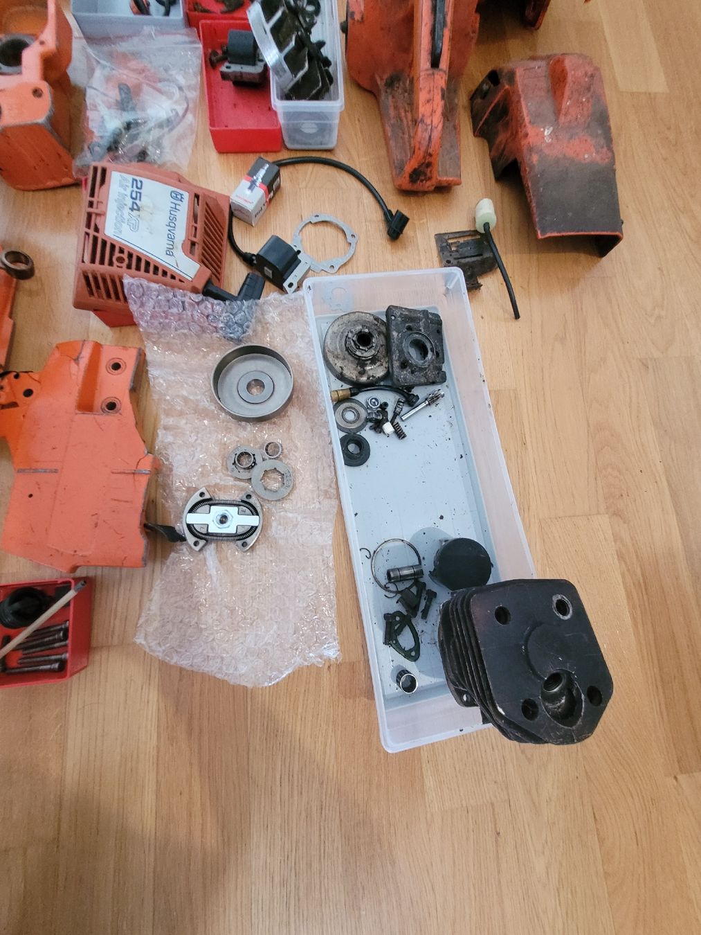 Husqvarna Sägen: Husqvarna 254 x2 – Gebraucht aus Thônex von Jankhee 5